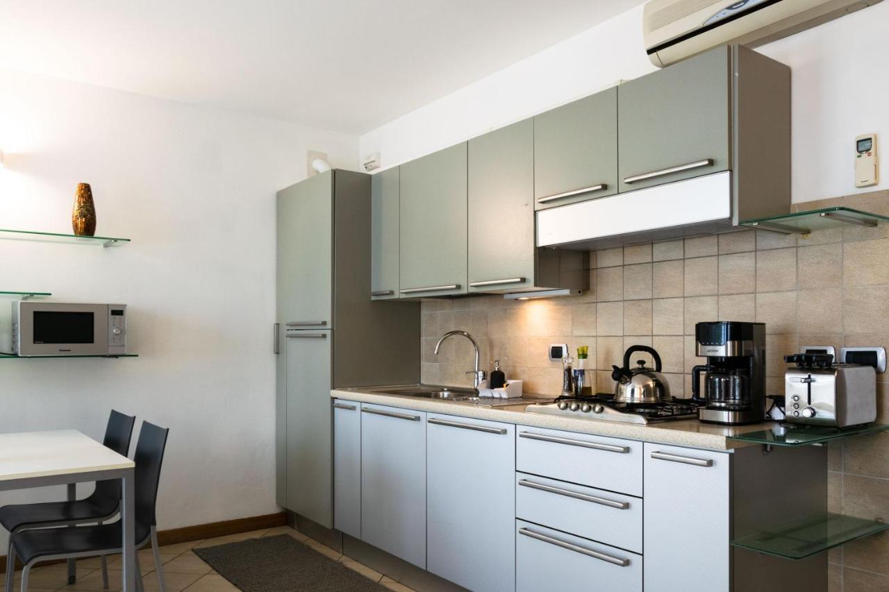 Riva Central Apartment - Free Parking Εξωτερικό φωτογραφία